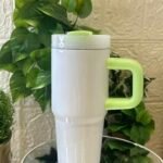 كوب حافظ للحراره والبروده لون اخضر