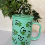 كوب زجاجي للمشروبات الباردة لون اخضر