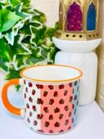 ⁦كوب بتصميم شعبي⁩ - الصورة ⁦3⁩