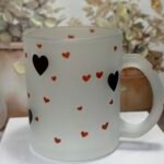 كوب زجاجي ثلجي قلوب