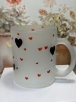 كوب زجاجي ثلجي قلوب