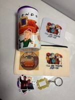 ⁦كوب شخصية مسلسل فرندز⁩ - الصورة ⁦4⁩