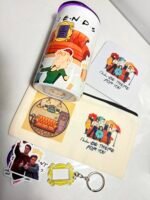 ⁦كوب شخصية مسلسل فرندز⁩ - الصورة ⁦3⁩