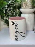 ⁦كوب الفراشة الوردي⁩ - الصورة ⁦4⁩