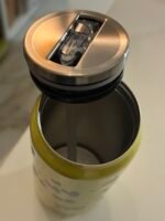 ⁦كوب حافظ للحراره والبرودة مع عود⁩ - الصورة ⁦2⁩