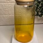 كوب زجاجي ملون اصفر