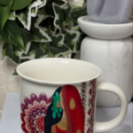 كوب بتصميم شعبي