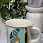 كوب بتصميم شعبي